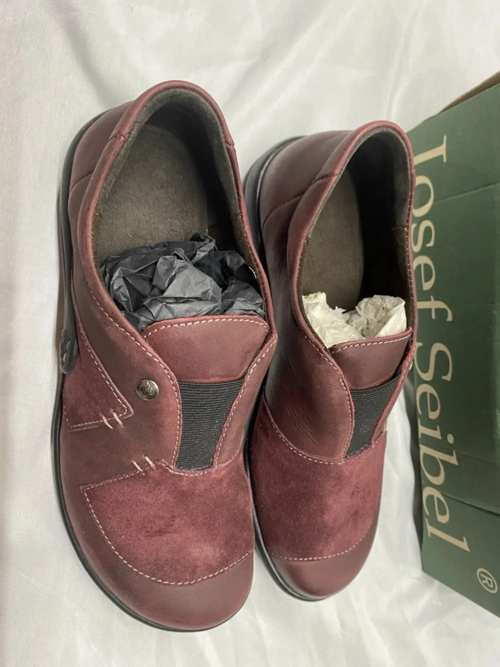 Josef Seibel Men's Slip-On Loafers in Burgundy